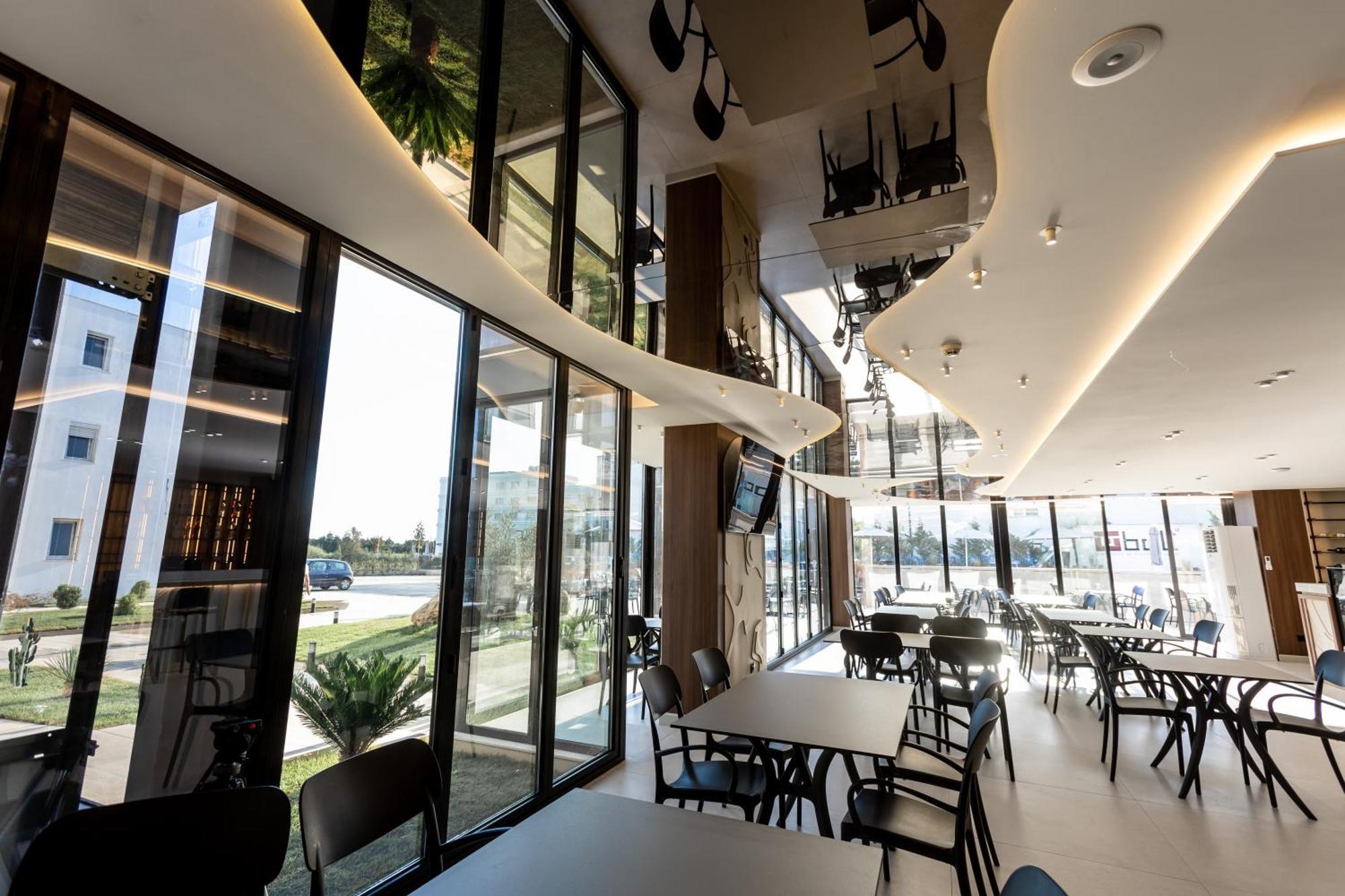 Bolt Boutique Hotel Lezhe Exterior photo